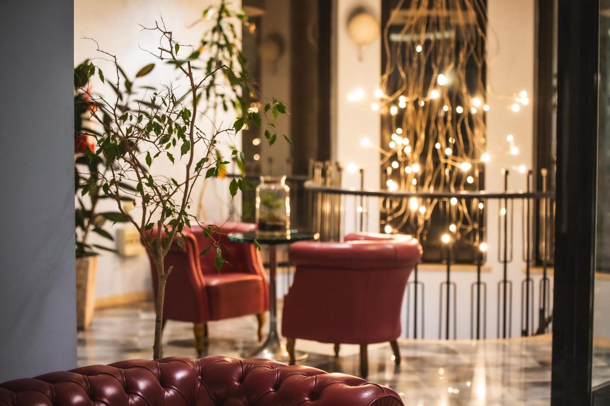 Hotel Michelangelo Palace & Spa แตร์นี ภายนอก รูปภาพ
