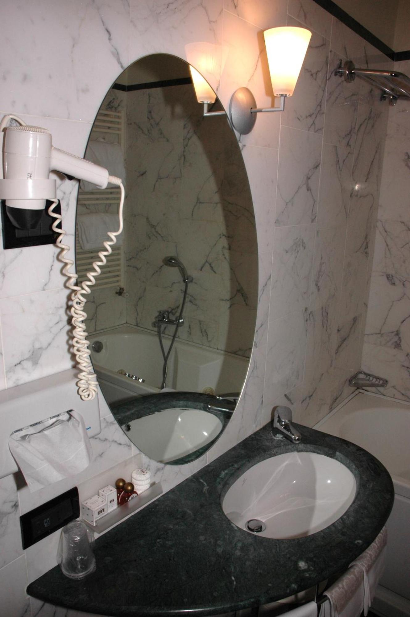 Hotel Michelangelo Palace & Spa แตร์นี ห้อง รูปภาพ