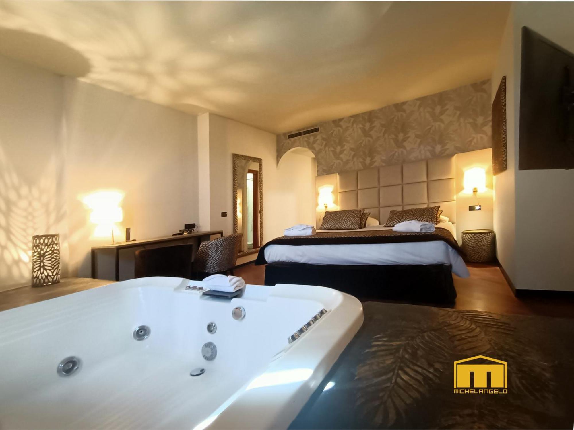 Hotel Michelangelo Palace & Spa แตร์นี ภายนอก รูปภาพ