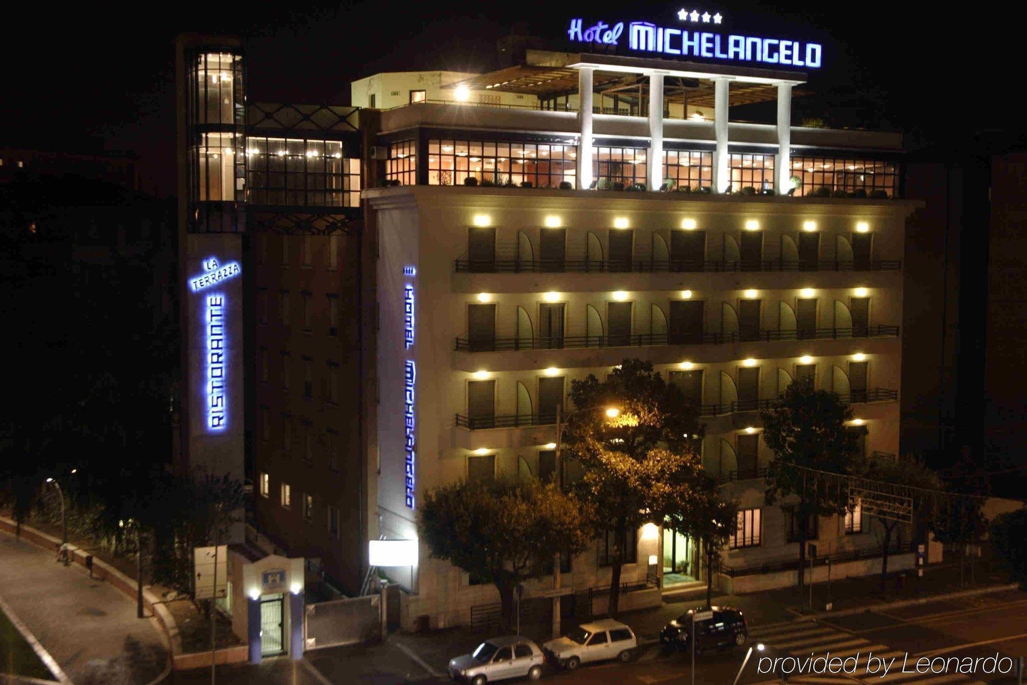 Hotel Michelangelo Palace & Spa แตร์นี ภายนอก รูปภาพ