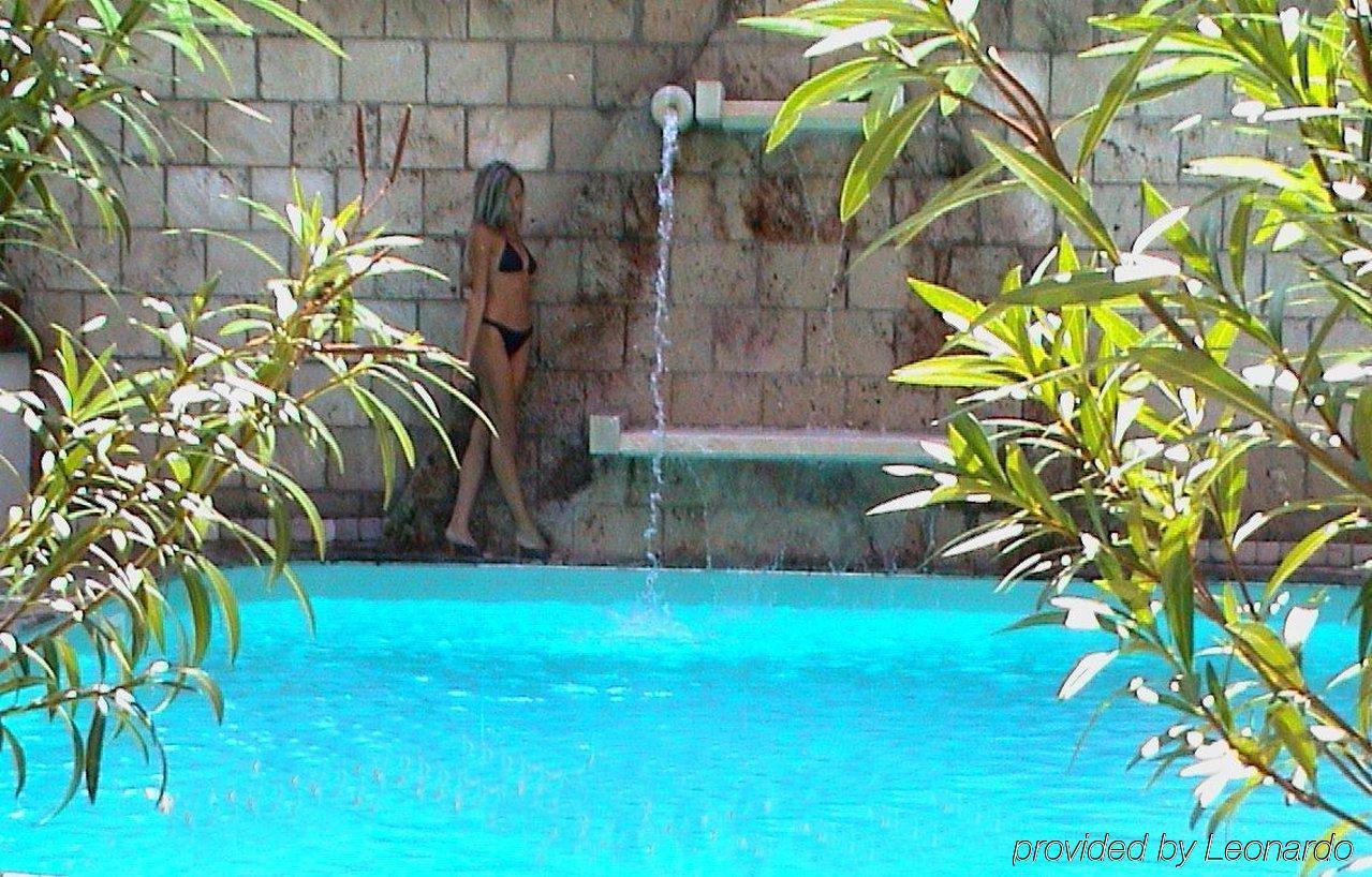 Hotel Michelangelo Palace & Spa แตร์นี ภายนอก รูปภาพ